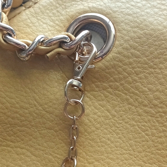 Jessica Simpson Womens Malena. Beautiful Yellow Mustard Scalloped Handbag Purse - Picture 9 of 17